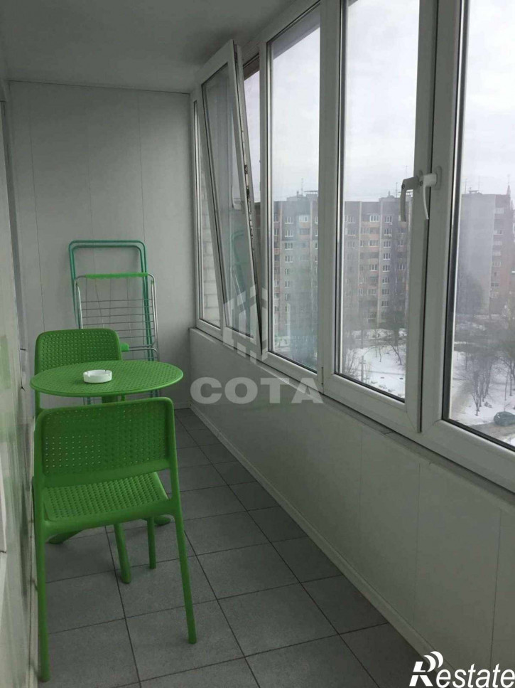 1-комн квартира Победы б-р, 51А
