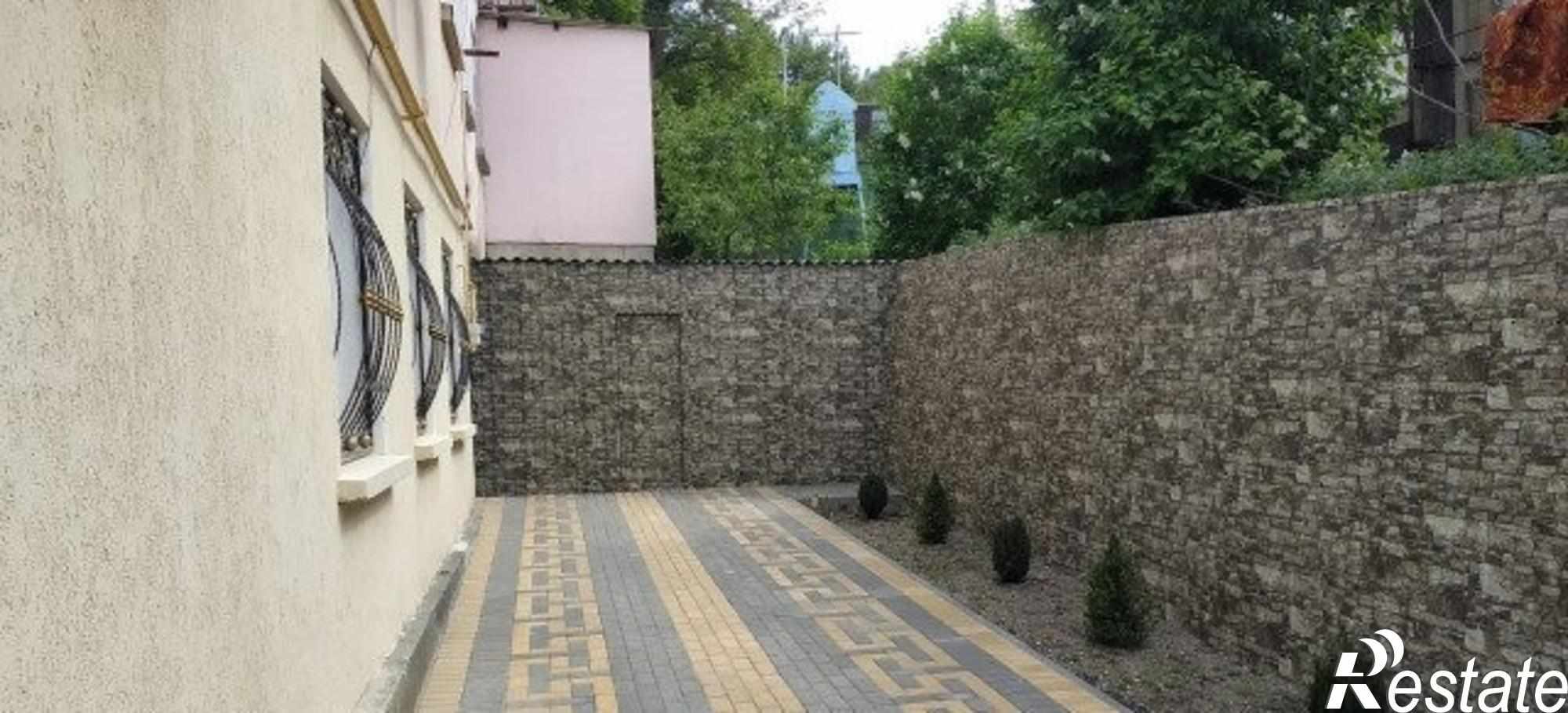 Купить квартиру за 2 800 000 рублей на улица Беспалова, 13