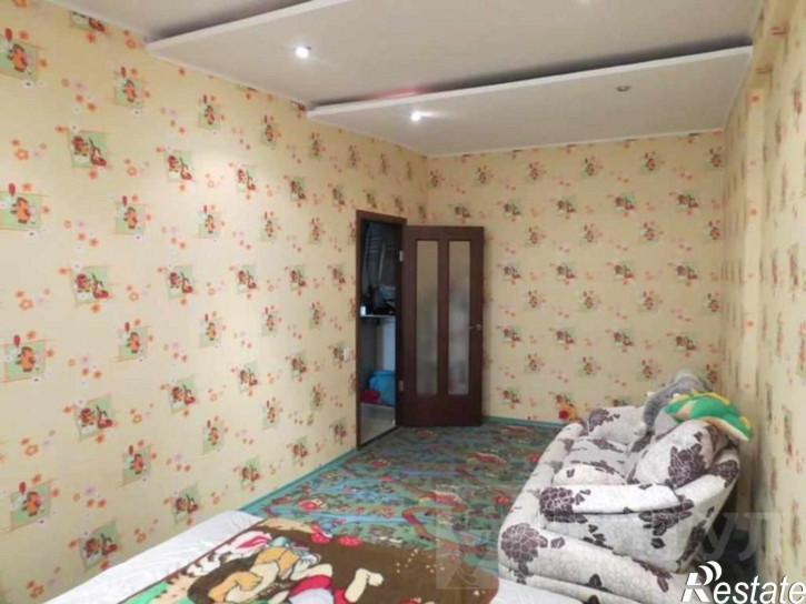 3-комн квартира Чкаловский, Вятская