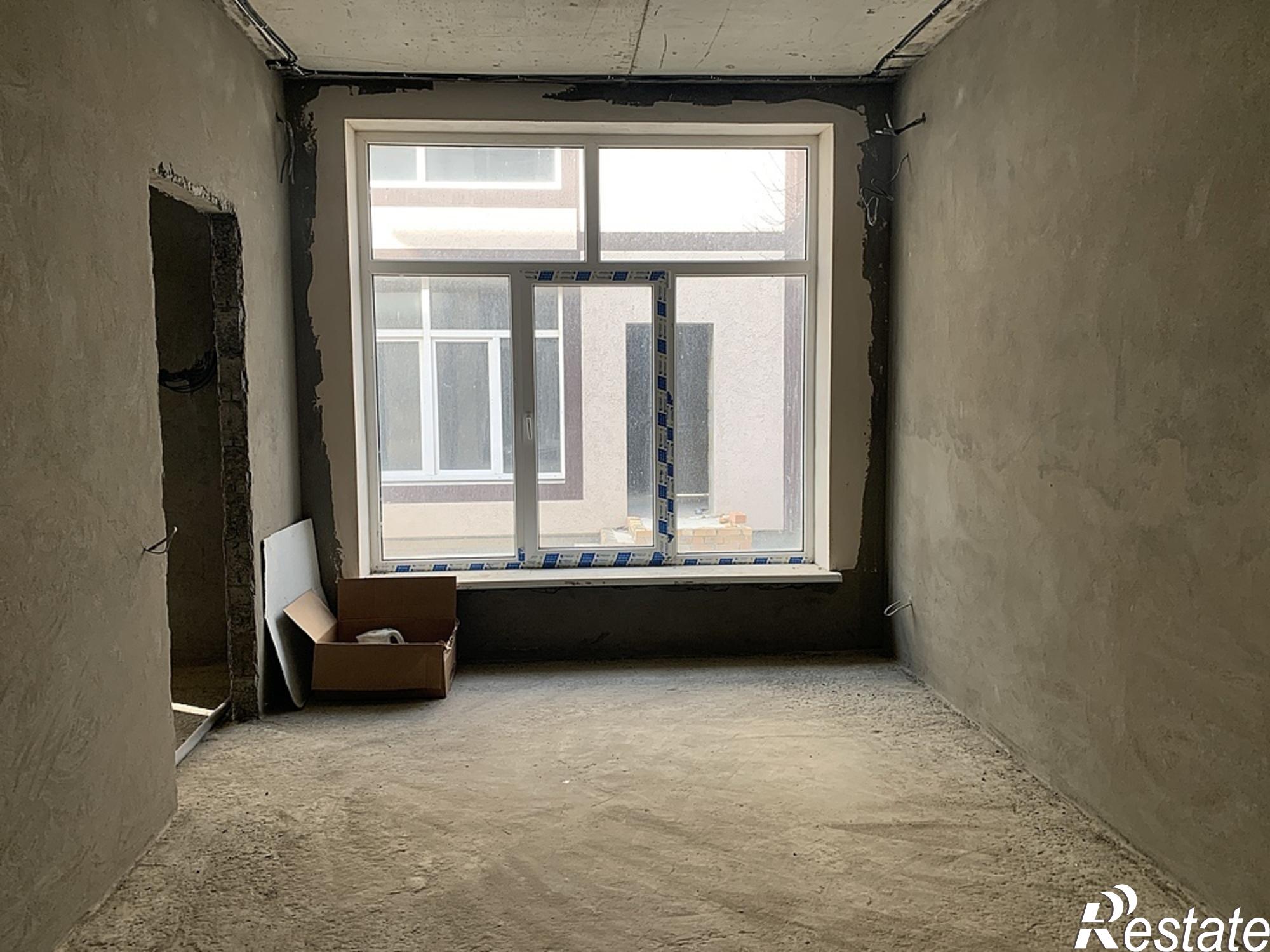 Купить квартиру за 10 000 000 рублей на Восточная улица, 22