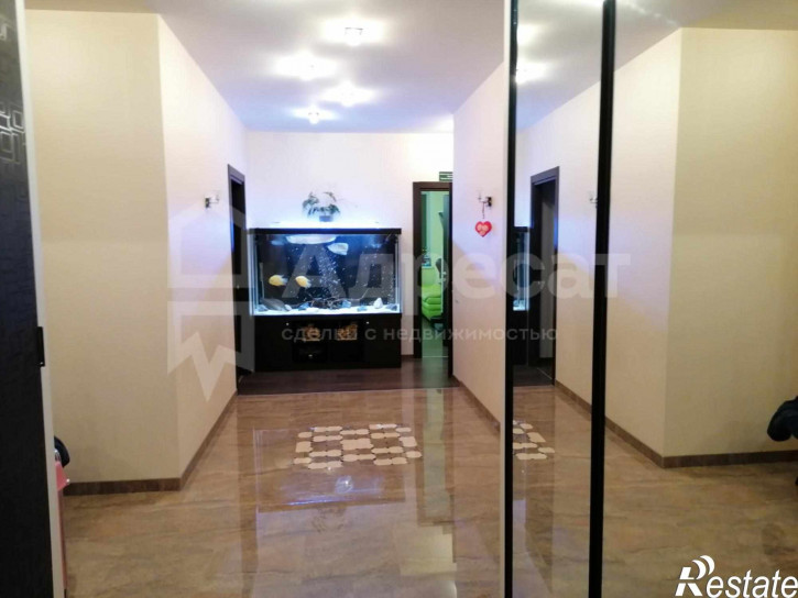 4-комн квартира ул. Батальонная,  д.13а