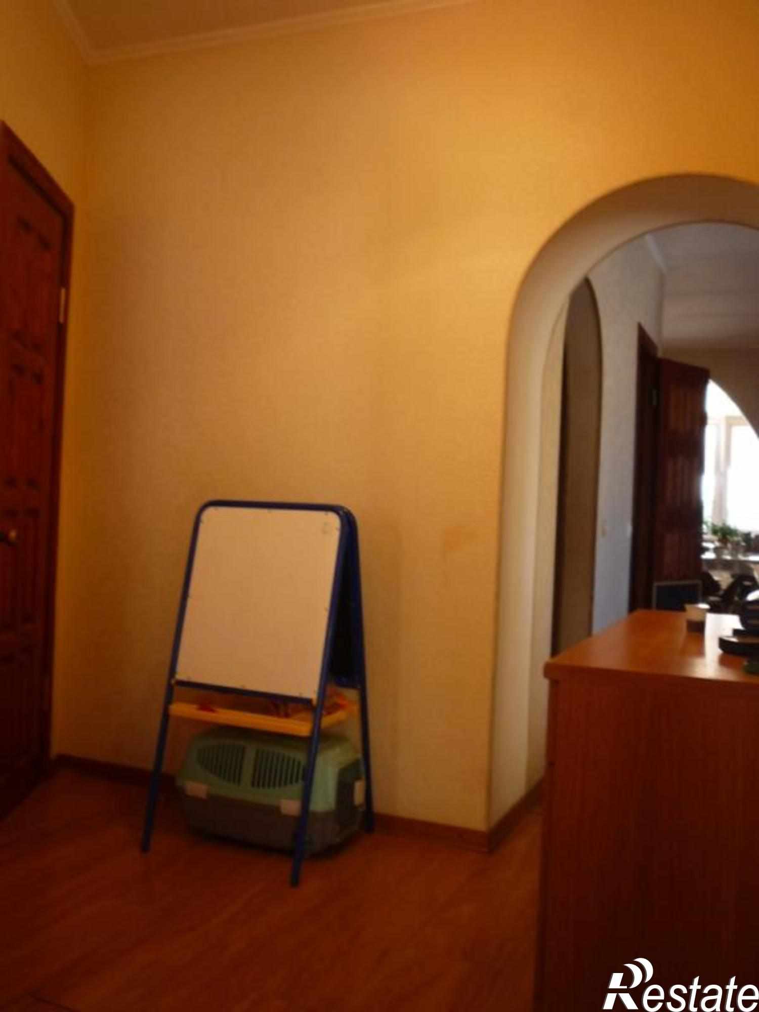 Купить квартиру за 6 300 000 рублей на Центральный район, 2