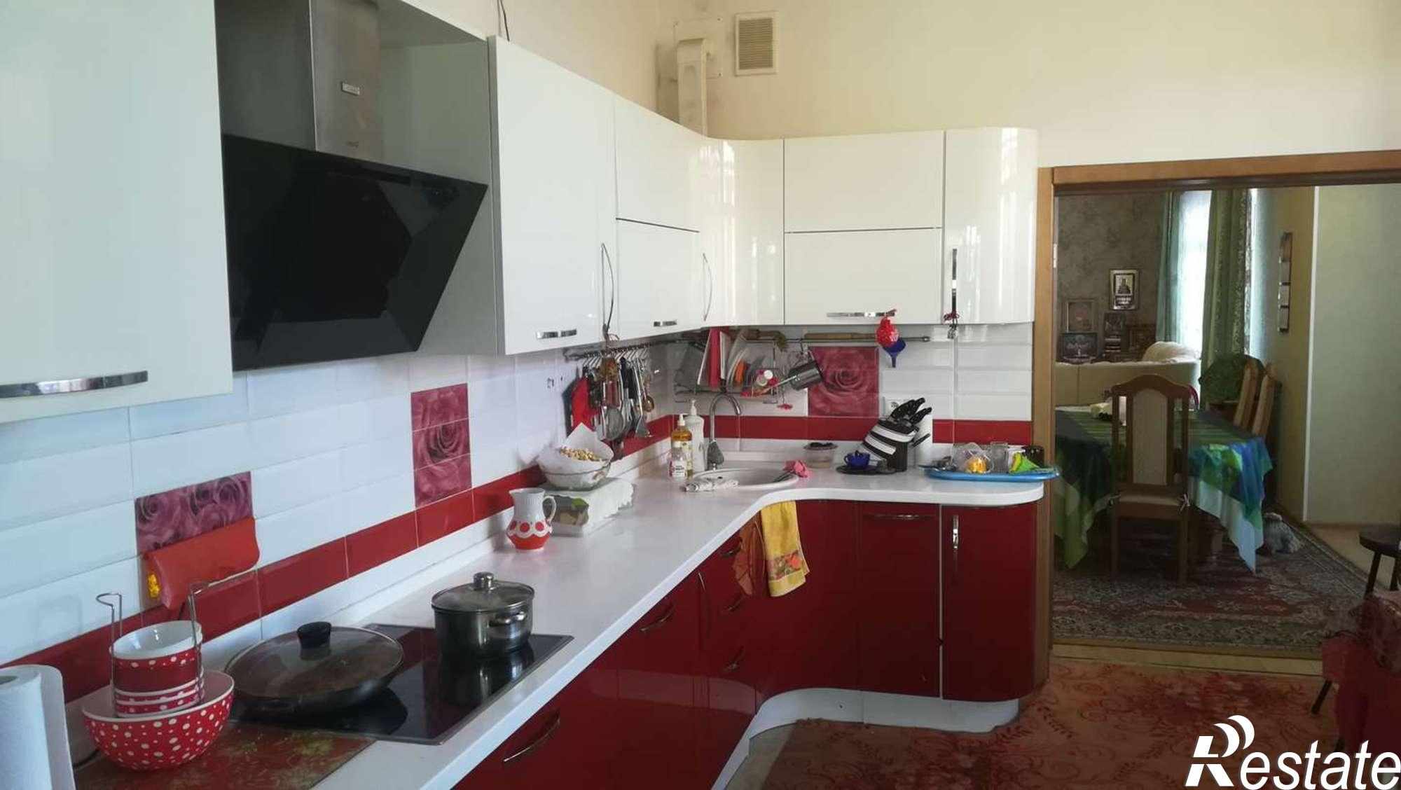 Купить дачу, дом, коттедж за 32 000 000 рублей на Раздобаркина улица