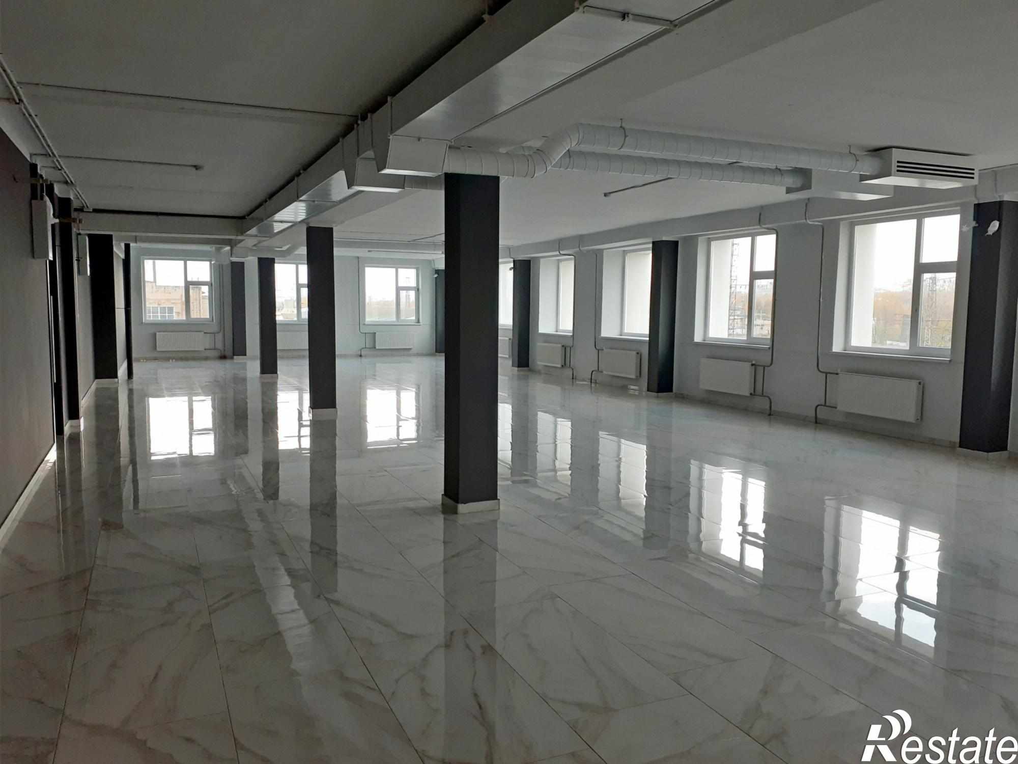 Сдать офис, помещение под офис за 135 000 рублей на Комсомольская ул., 48, к А