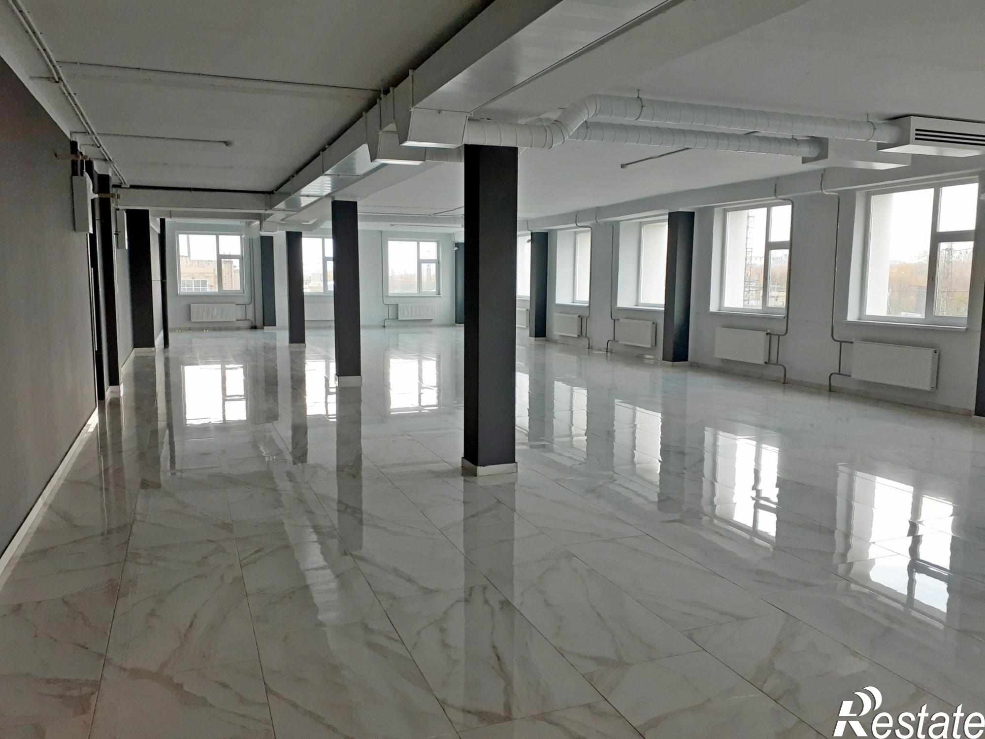 Сдать офис, помещение под офис за 135 000 рублей на Комсомольская ул., 48, к А