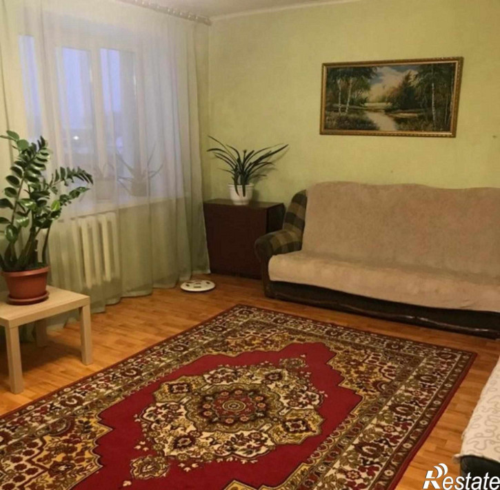 3-комн квартира 16-я Северная ул, 150