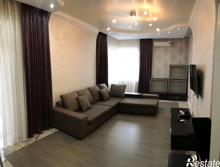 3-комн квартира Корабельная ул, 3