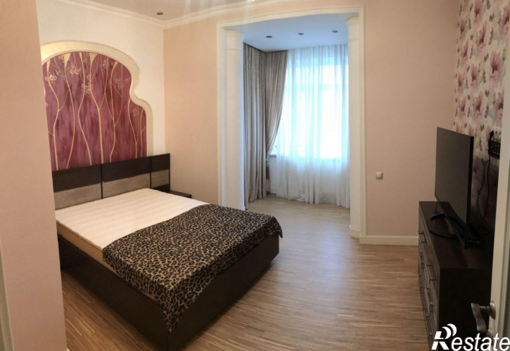 3-комн квартира Корабельная ул, 3