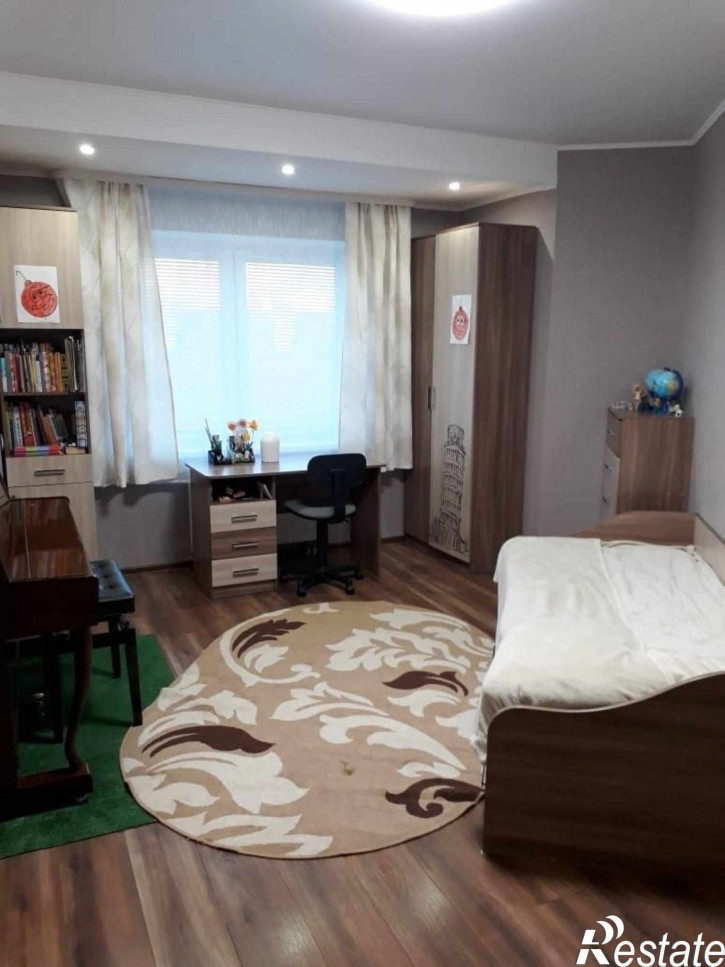 4-комн квартира Глинки ул, 1