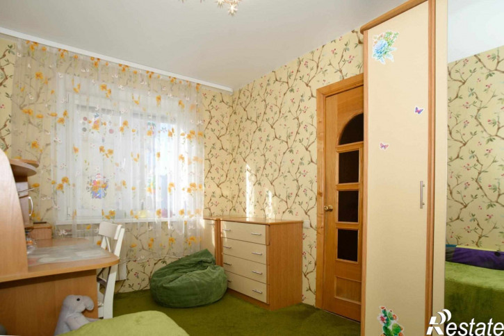 4-комн квартира ул. А.Г. Стаханова, д. 28