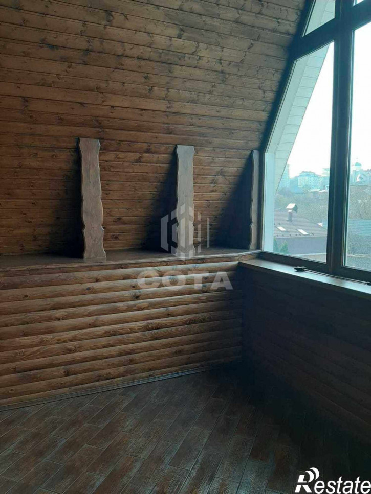 3-комн квартира Софьи Перовской улица, 4