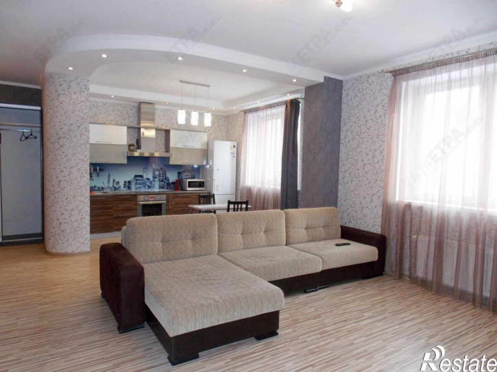2-комн квартира Бейвеля ул, 18