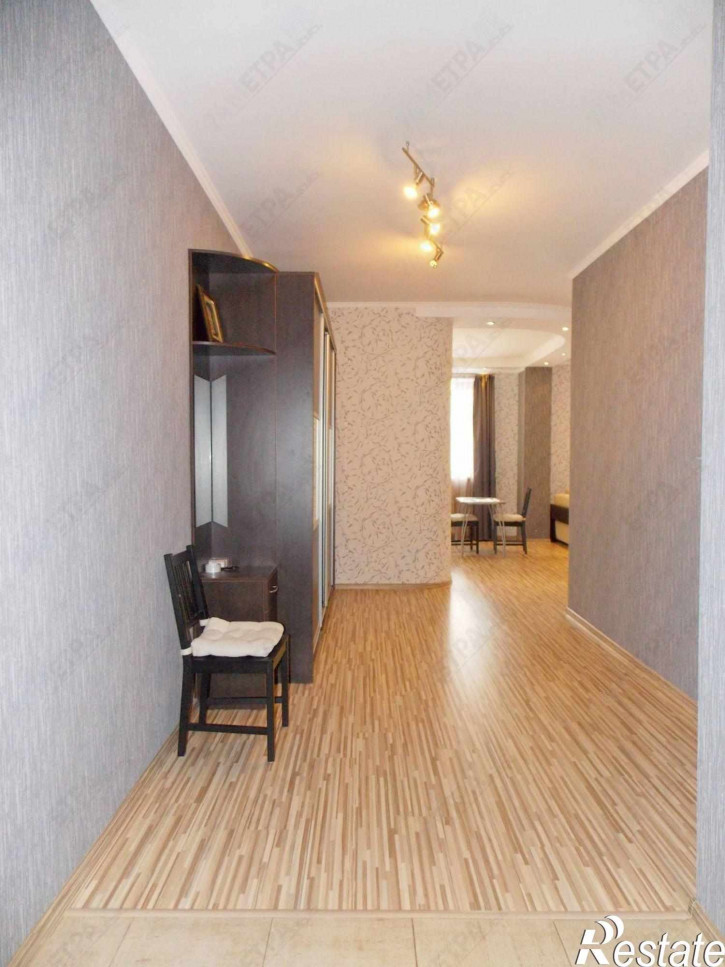 2-комн квартира Бейвеля ул, 18
