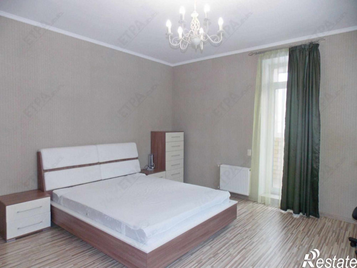 2-комн квартира Бейвеля ул, 18