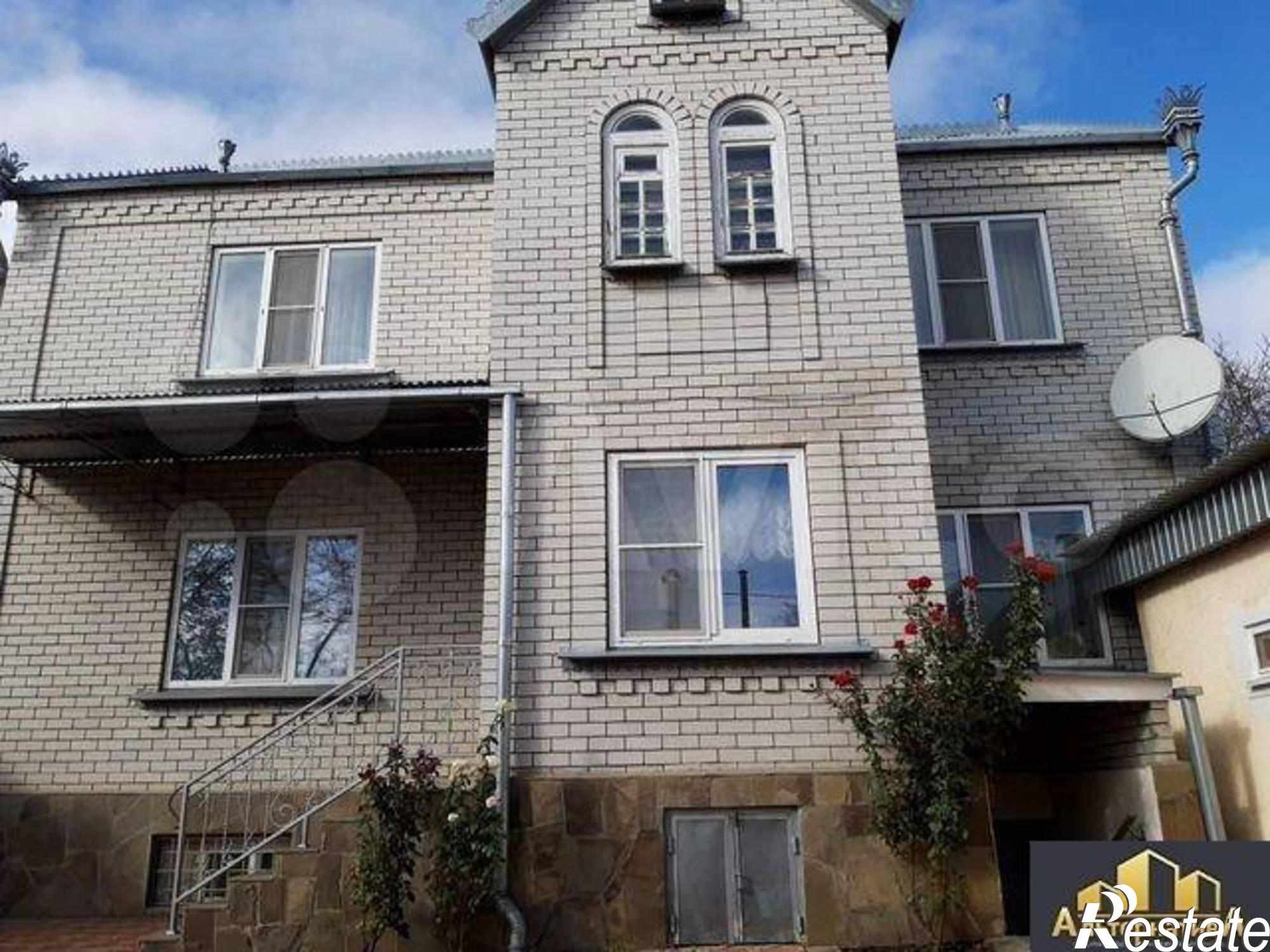 Купить дачу, дом, коттедж за 17 000 000 рублей на Орджоникидзе ул.