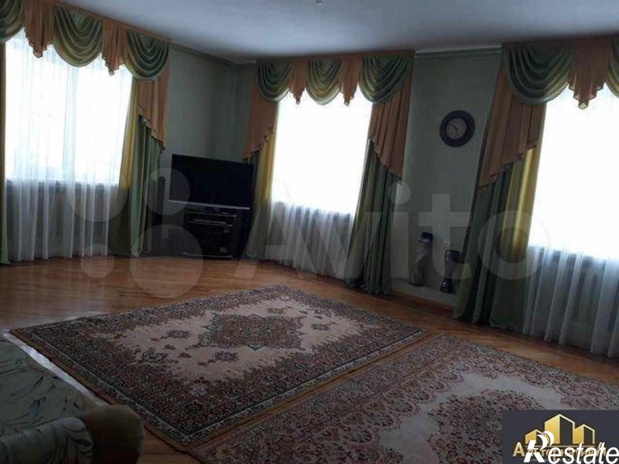 Купить дачу, дом, коттедж за 17 000 000 рублей на Орджоникидзе ул.