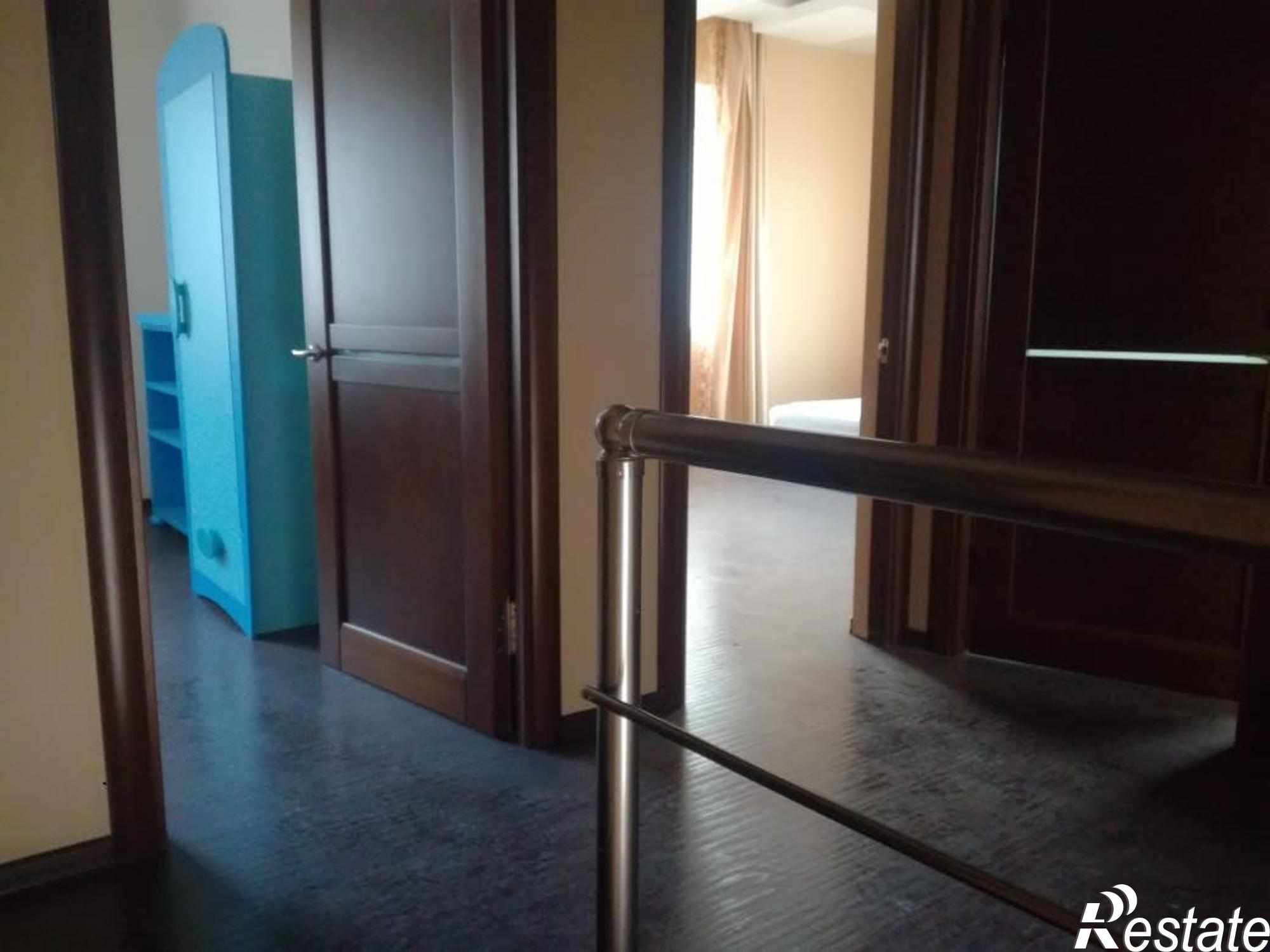 Сдать дачу, дом, коттедж за 50 000 рублей на ул. Павлодарская,200