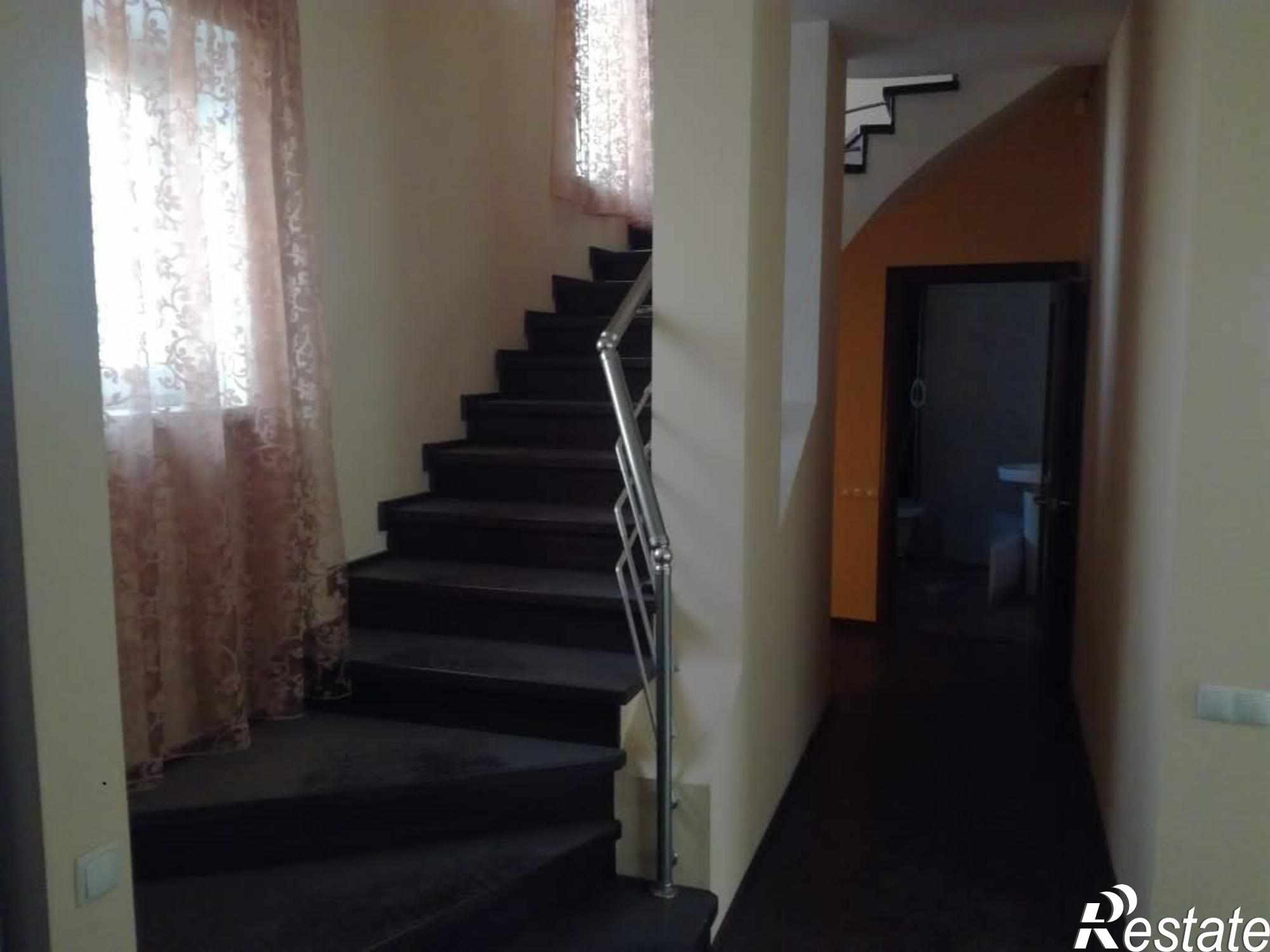 Сдать дачу, дом, коттедж за 50 000 рублей на ул. Павлодарская,200