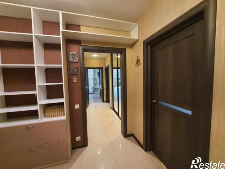 3-комн квартира СЕВЕРНАЯ ЗВЕЗДА улица, 8