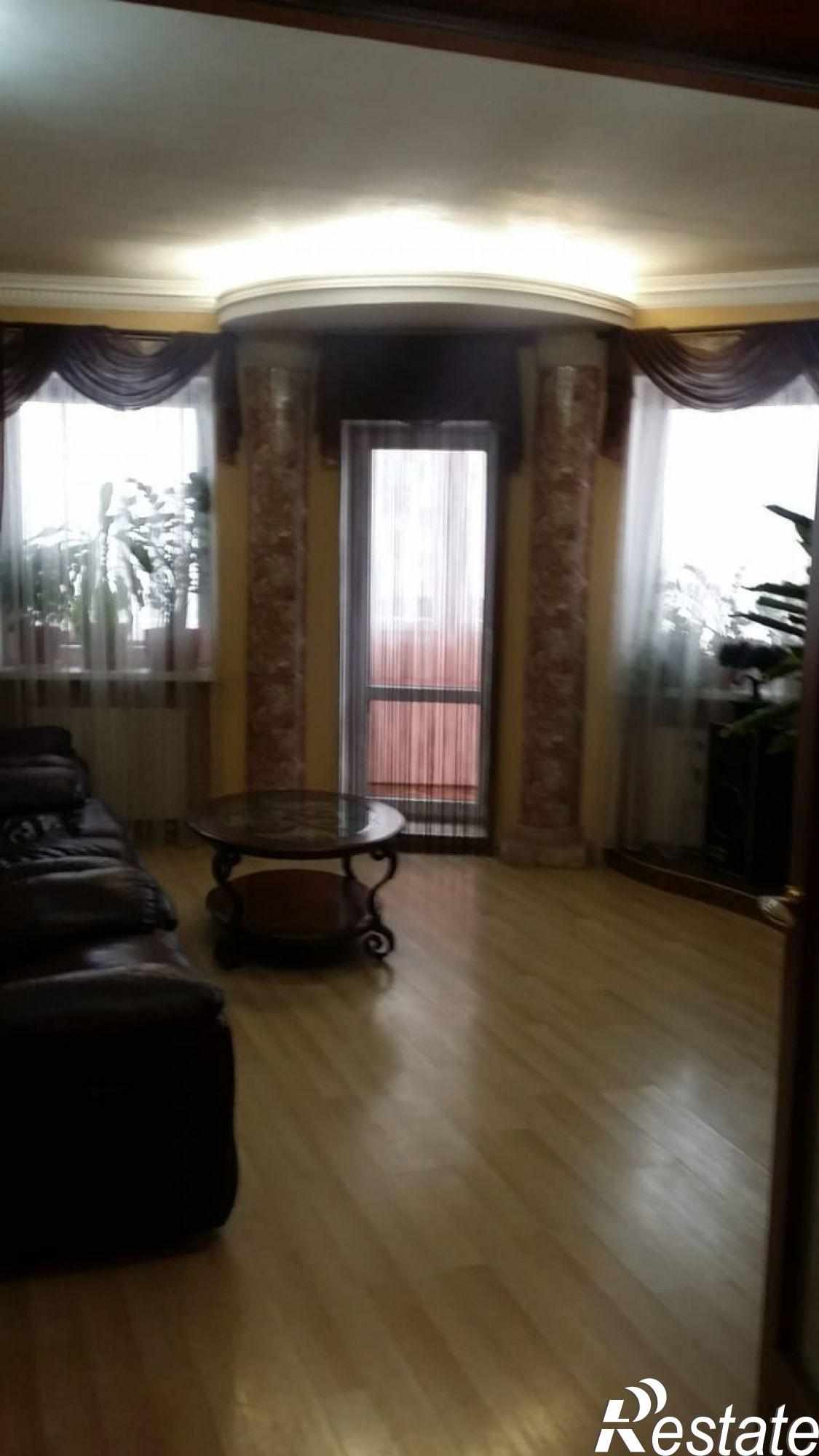 Купить квартиру за 10 950 000 рублей на Куйбышева ул, 100