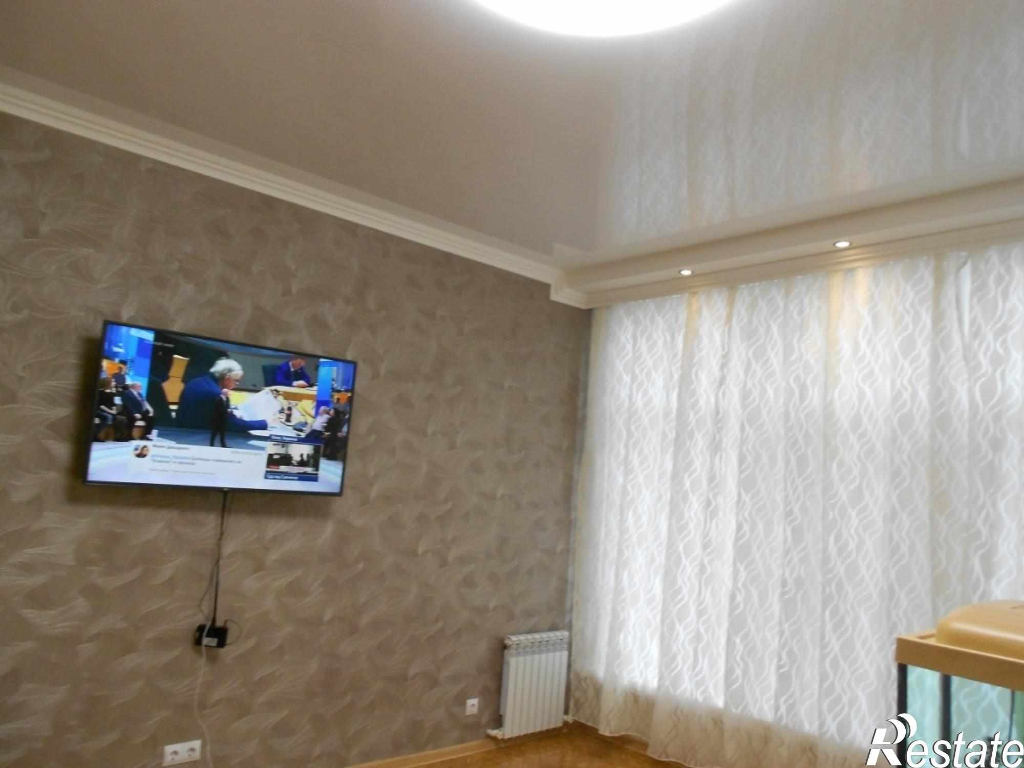 Купить квартиру за 10 500 000 рублей на Новороссийская, 169
