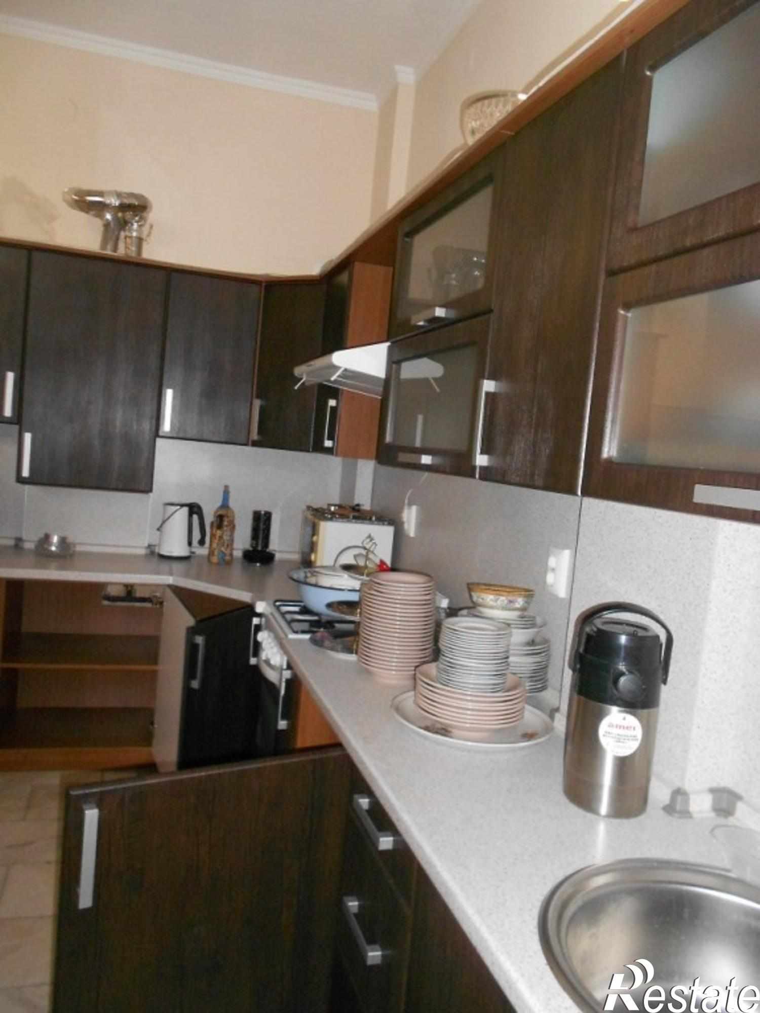 Купить дачу, дом, коттедж за 17 000 000 рублей на Фрунзе