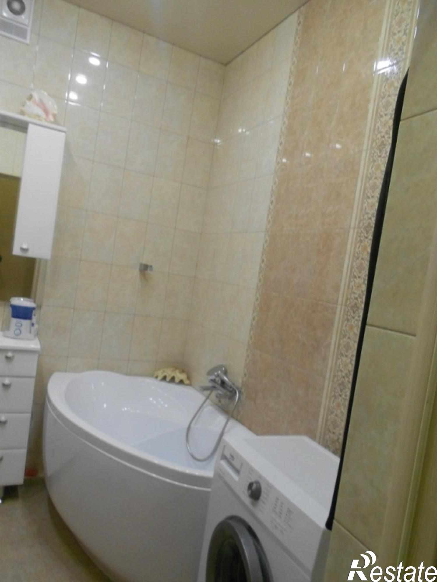 Купить квартиру за 9 900 000 рублей на Рожественский пер, 1