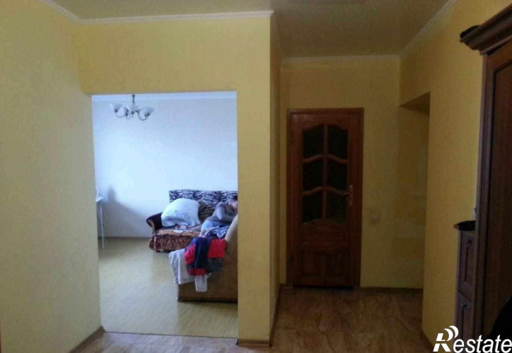 3-комн квартира Алданская ул, 36