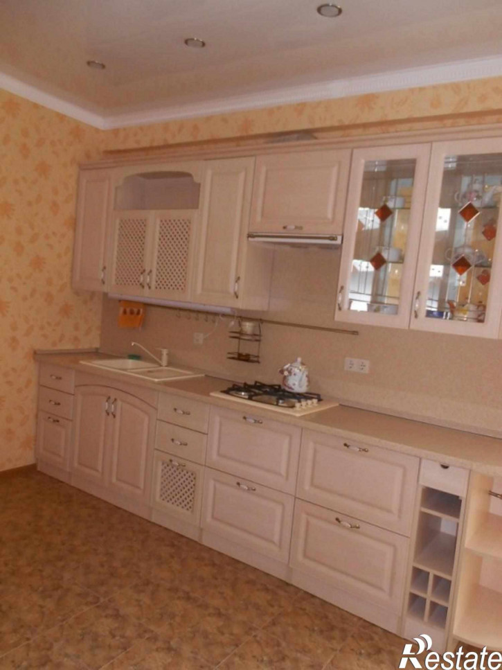 1-комн квартира Орджоникидзе, 9