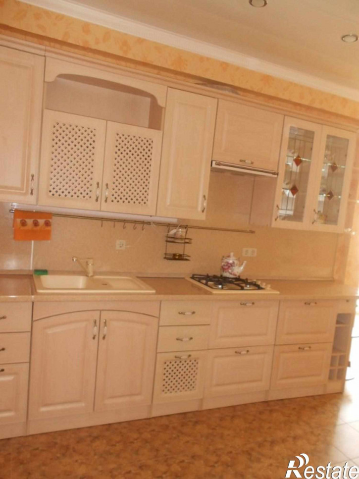 1-комн квартира Орджоникидзе, 9