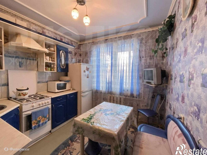 3-комн квартира Факел Социализма ул, 22