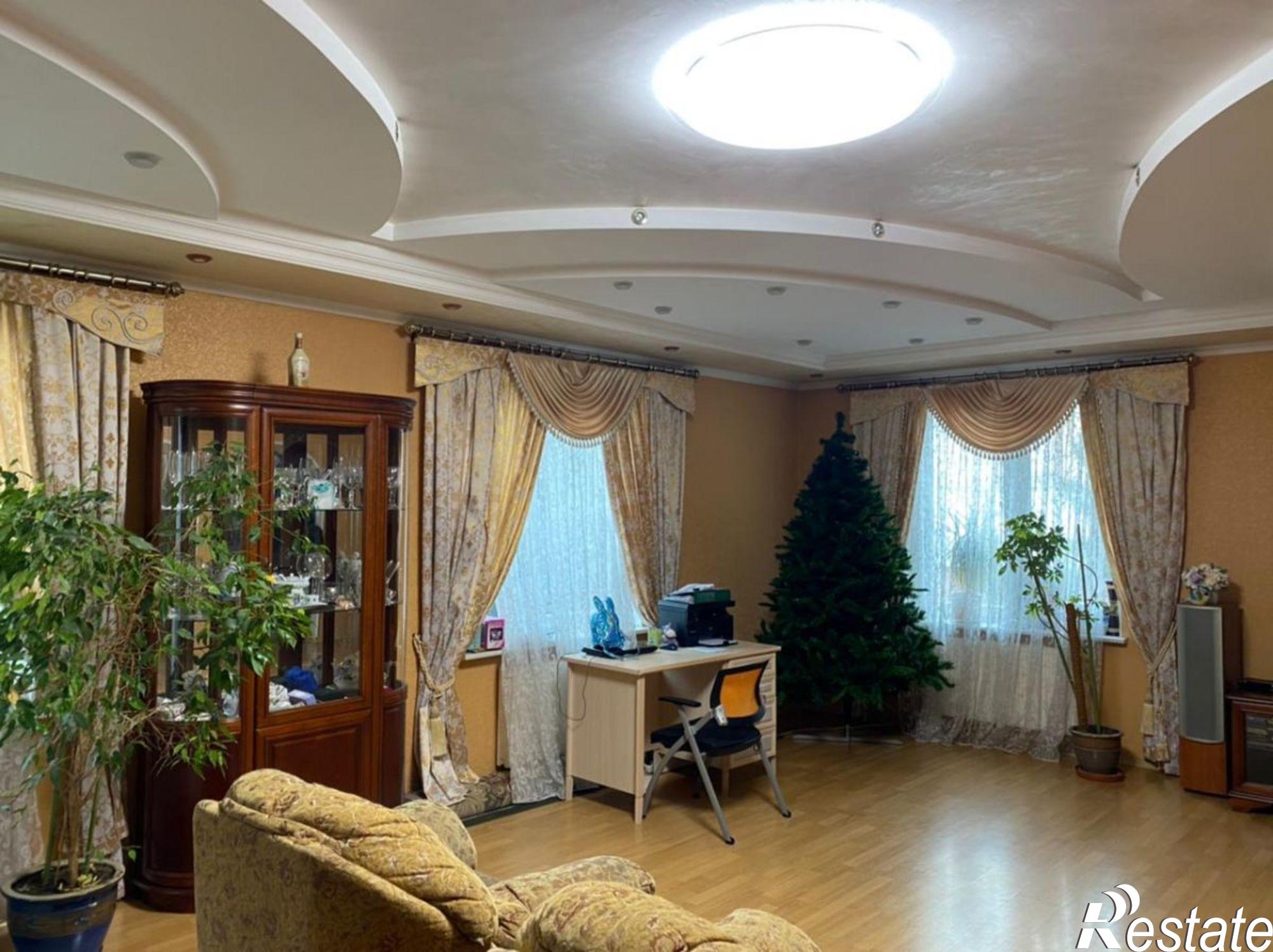 Купить дачу, дом, коттедж за 35 000 000 рублей на Д.Бедного ул