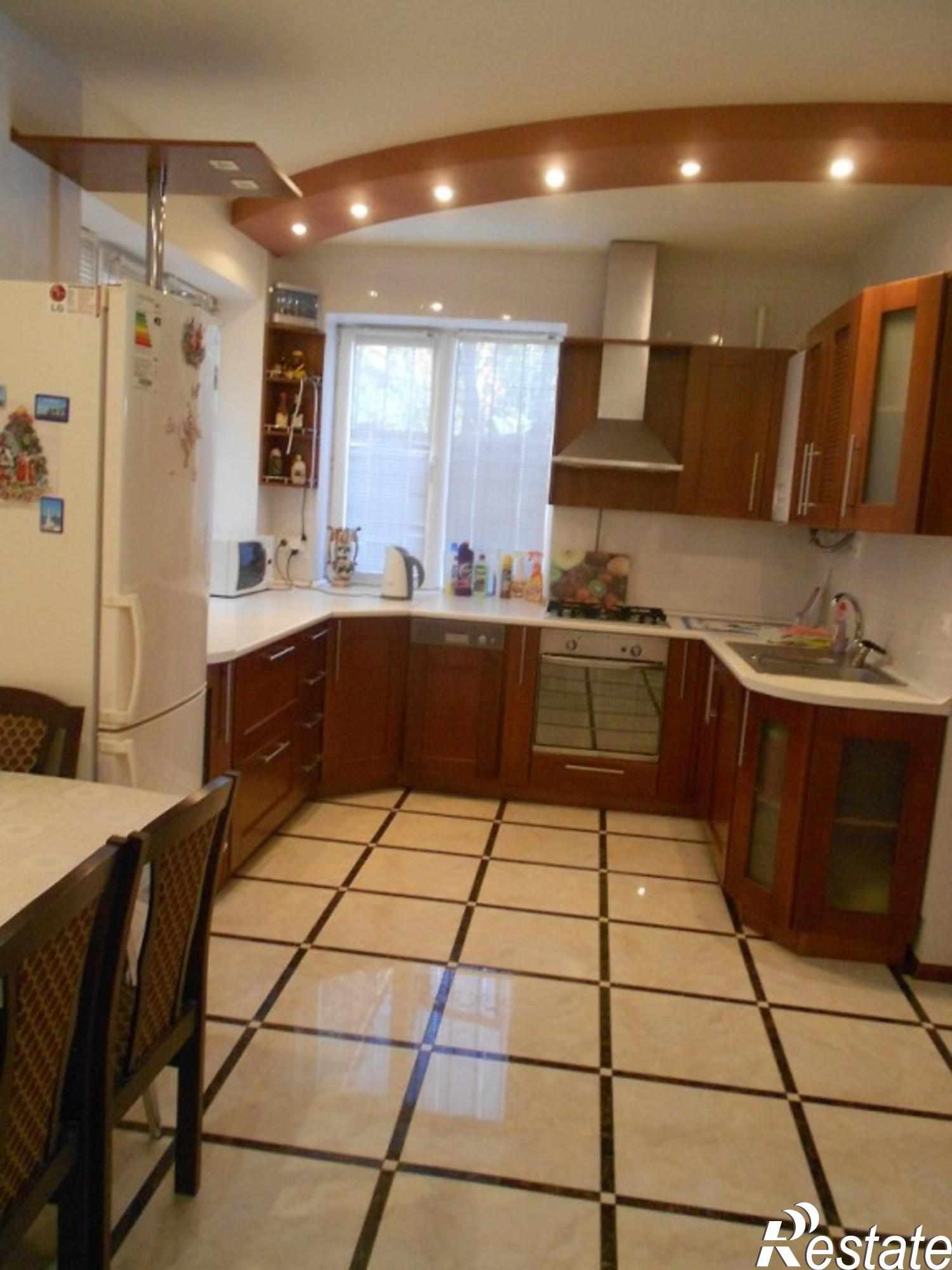 Купить дачу, дом, коттедж за 22 000 000 рублей на Ясеневая