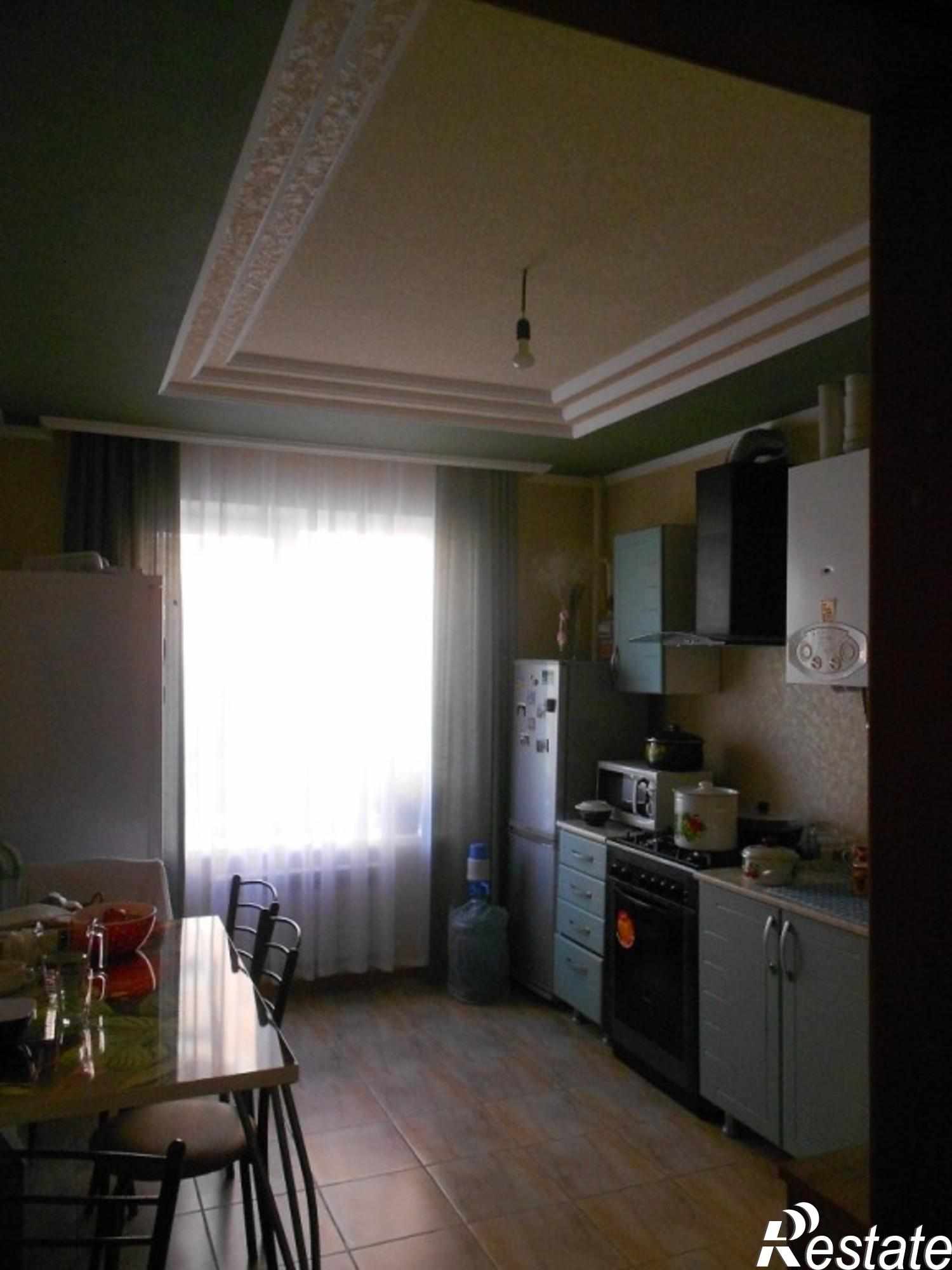 Купить квартиру за 10 000 000 рублей на Свердлова, 6