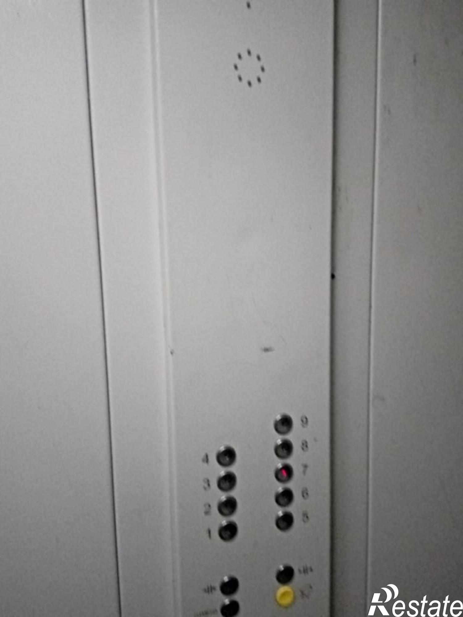 Купить квартиру за 7 500 000 рублей на Парус, 17