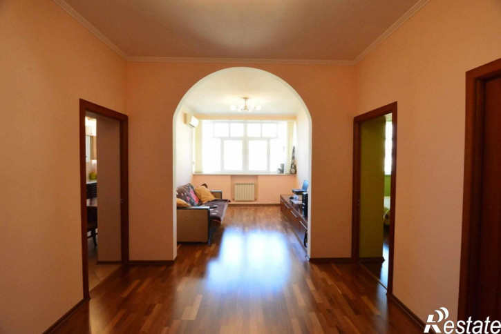 2-комн квартира Савицкого,  2а