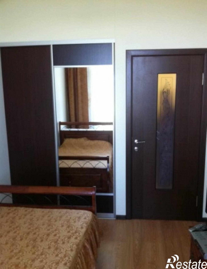 3-комн квартира Крымская, 21