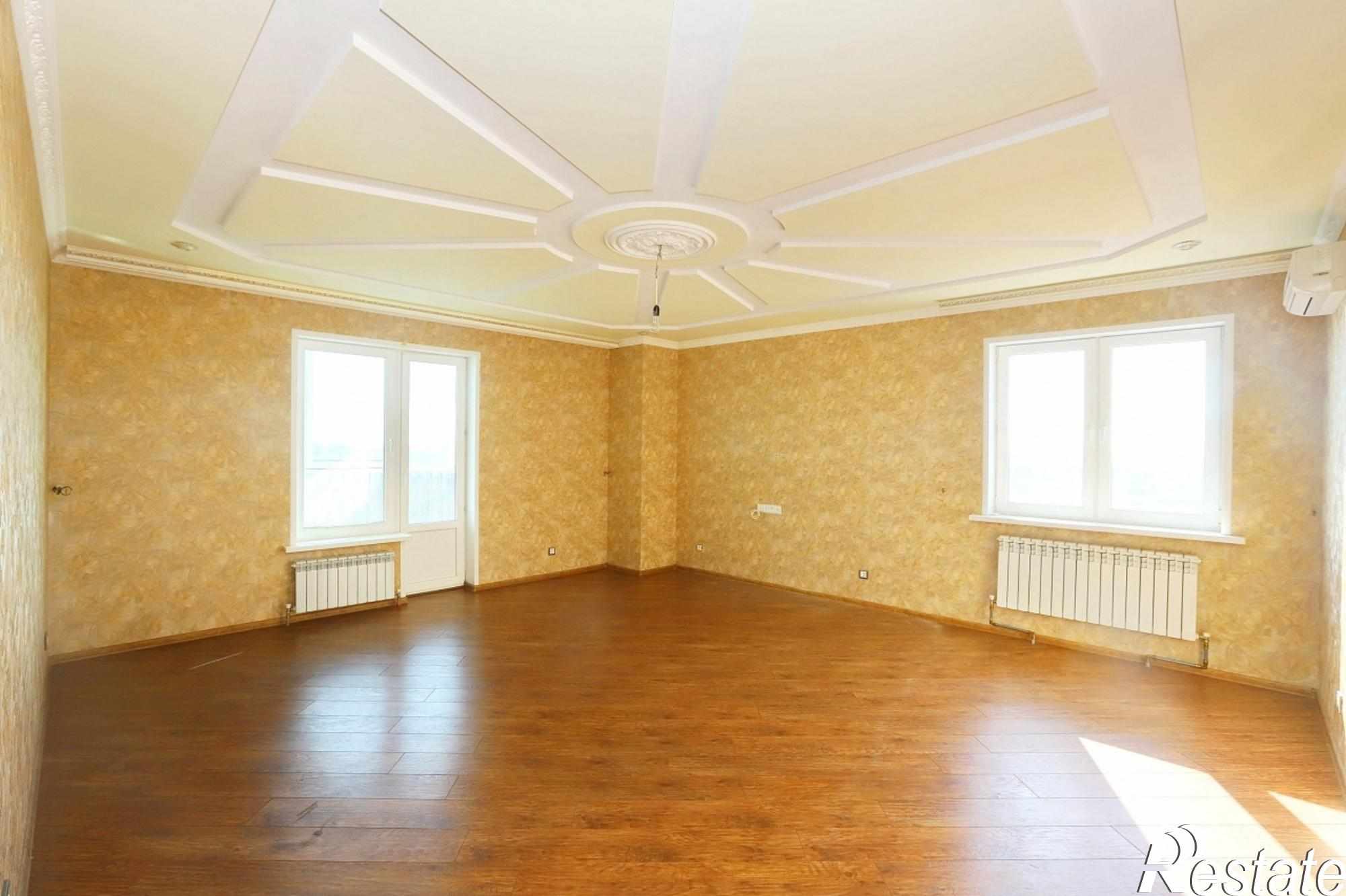 Купить квартиру за 10 300 000 рублей на ул. Балмочных С.Ф., д. 14
