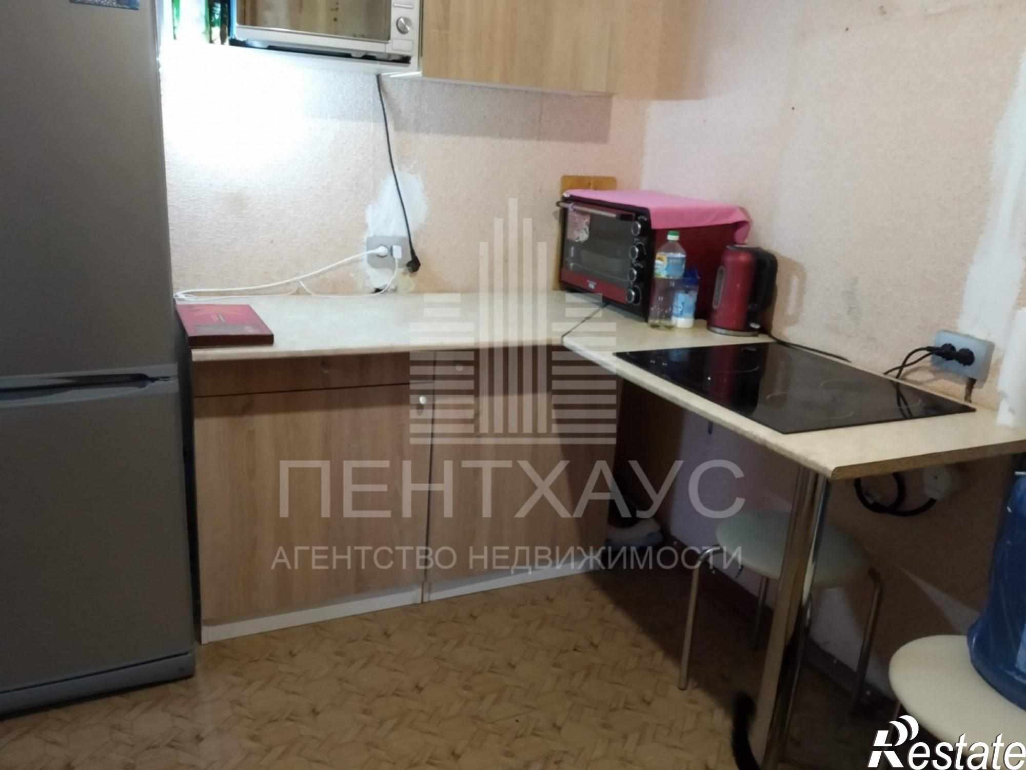 Купить комнату за 620 000 рублей на Лакина ул., 139