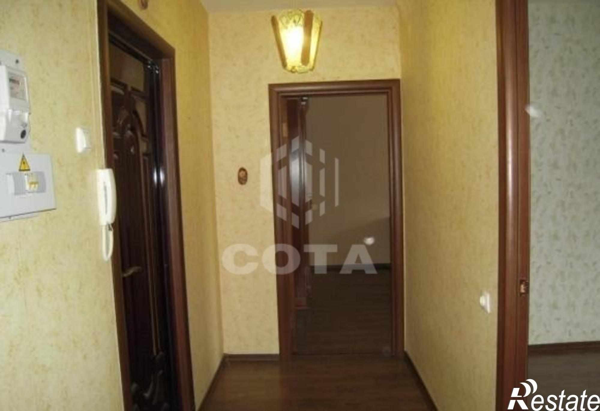 Купить квартиру за 4 100 000 рублей на 9 Января улица, 241/11