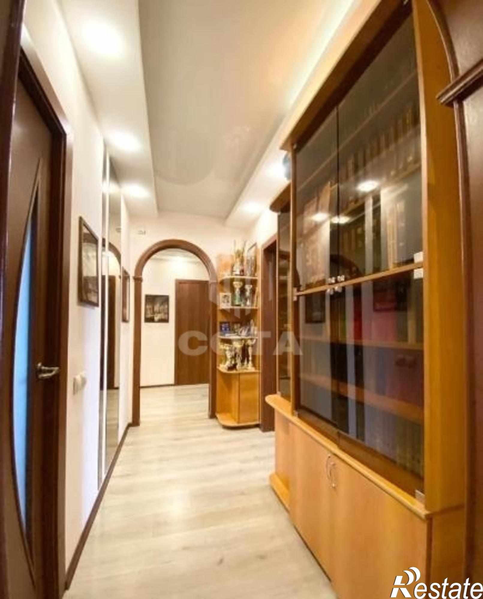Купить квартиру за 4 980 000 рублей на Победы б-р, 9