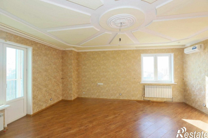 3-комн квартира ул. Балмочных С.Ф., д. 14