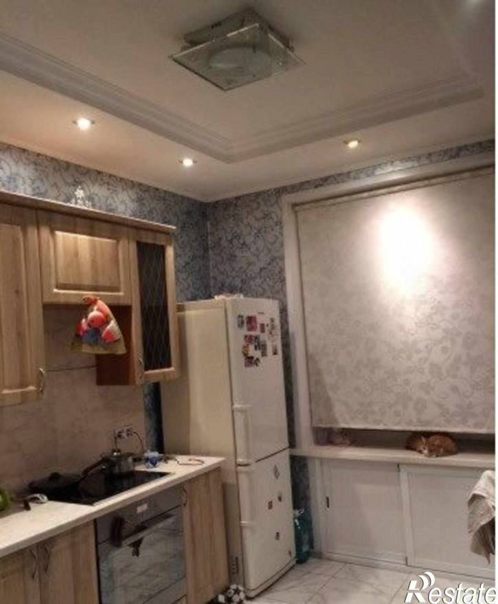 3-комн квартира ул. Инициативная,12