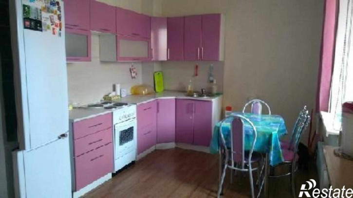 3-комн квартира Республиканская, 18