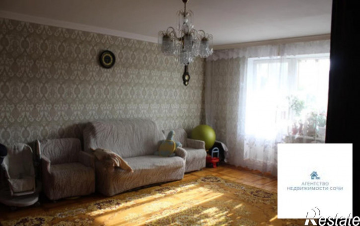 4-комн квартира Набережная,76