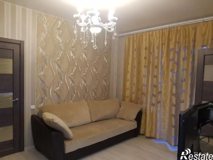 2-комн квартира улица Юрия Гагарина,50
