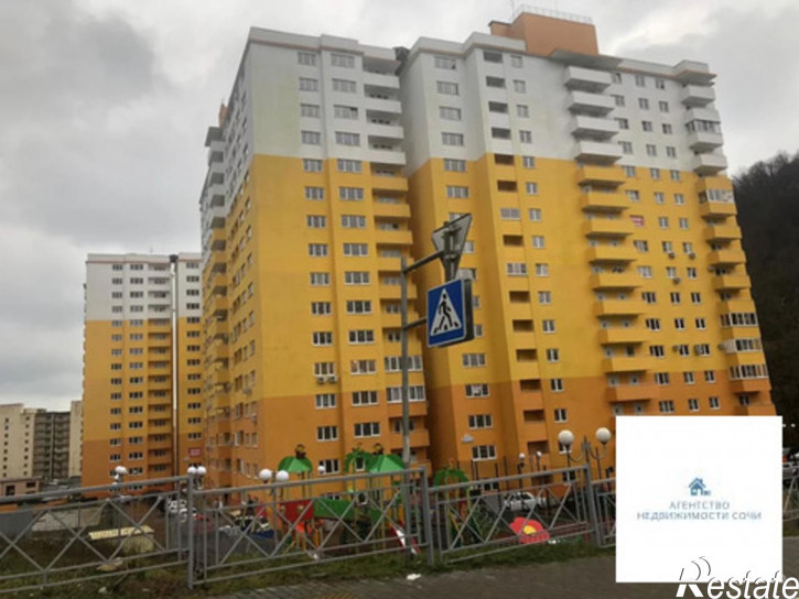 3-комн квартира Тепличная,75