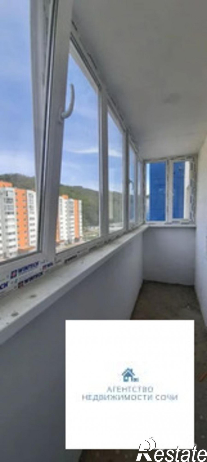 3-комн квартира Тепличная улица,83/2
