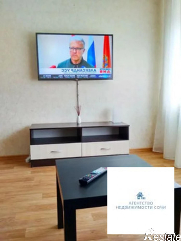 2-комн квартира Тепличная улица,79