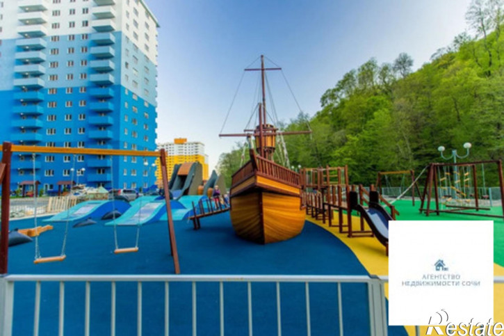 3-комн квартира Тепличная улица,77